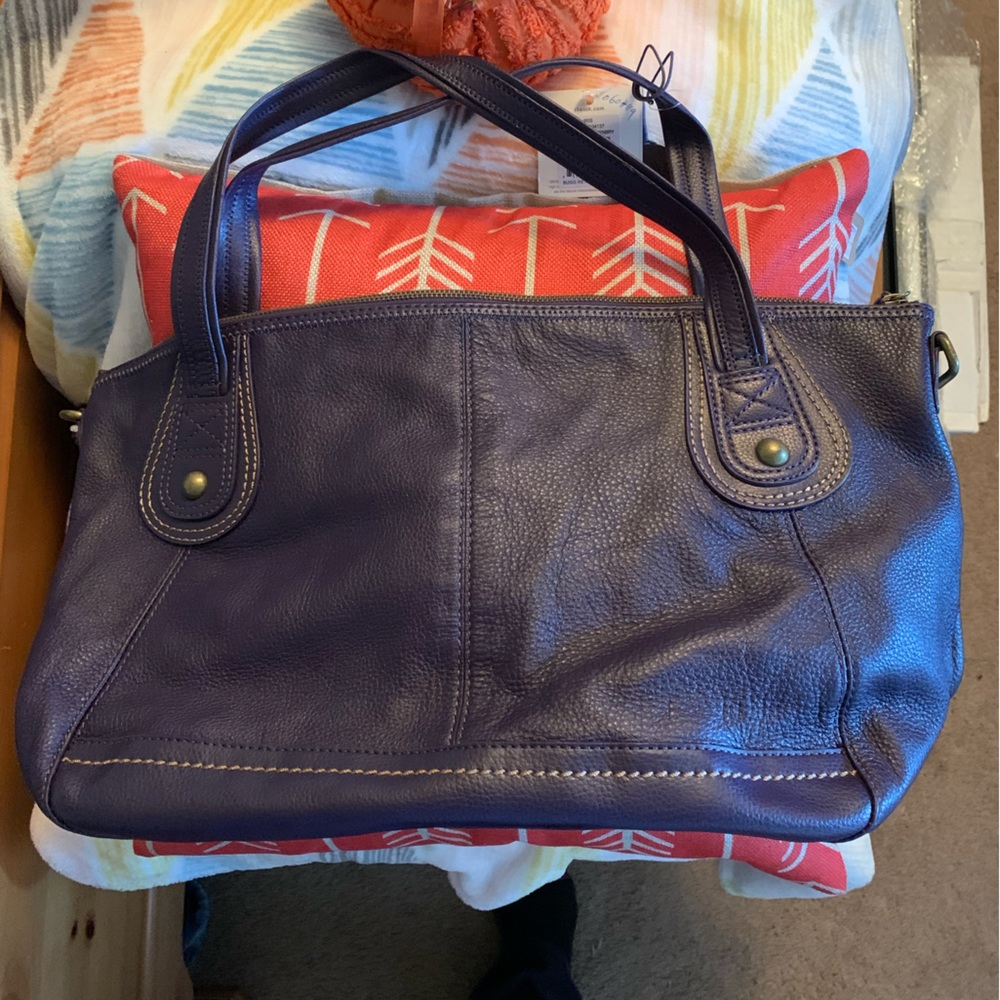 The SAK purple Large zipper puse - Picture 2 of 12
